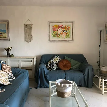 Guest Host - Two In Aldiola * Porto Rotondo