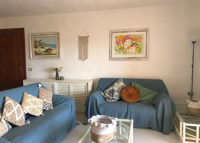 Guest Host - Two In Aldiola * Porto Rotondo