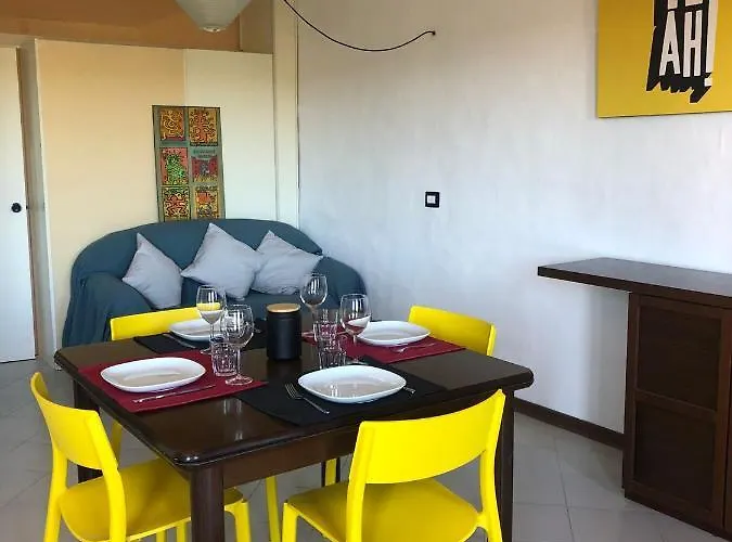 Guest Host - Two In Aldiola Porto Rotondo