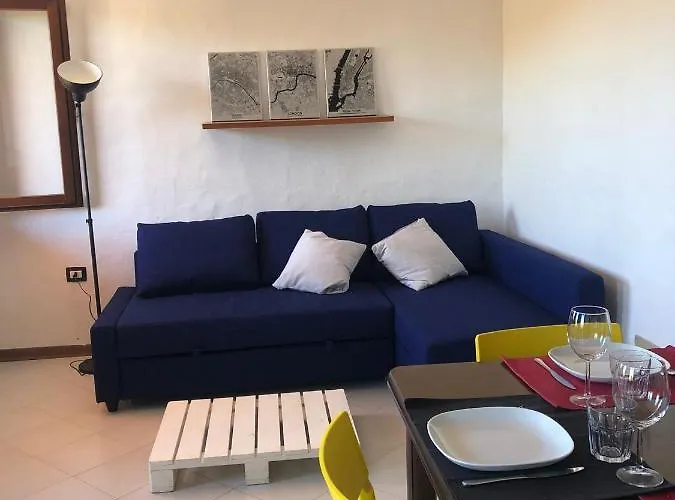 Guest Host - Two In Aldiola Porto Rotondo
